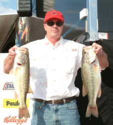 John Crosby Jr. of Macon, Ga., leads the Co-angler Division with five bass weighing 17 pounds, 7 ounces.
