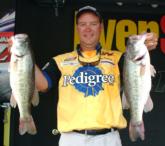 Pedigree pro Steve Kennedy of Auburn, Ala., is in second after day one with 23 pounds, 1 ounce.