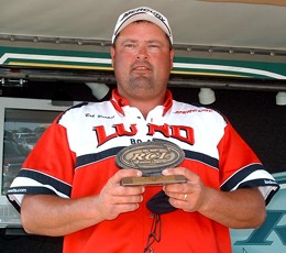 Image for Propst, Murphy win Wal-Mart RCL Walleye League Super Tournament on Lake Oahe