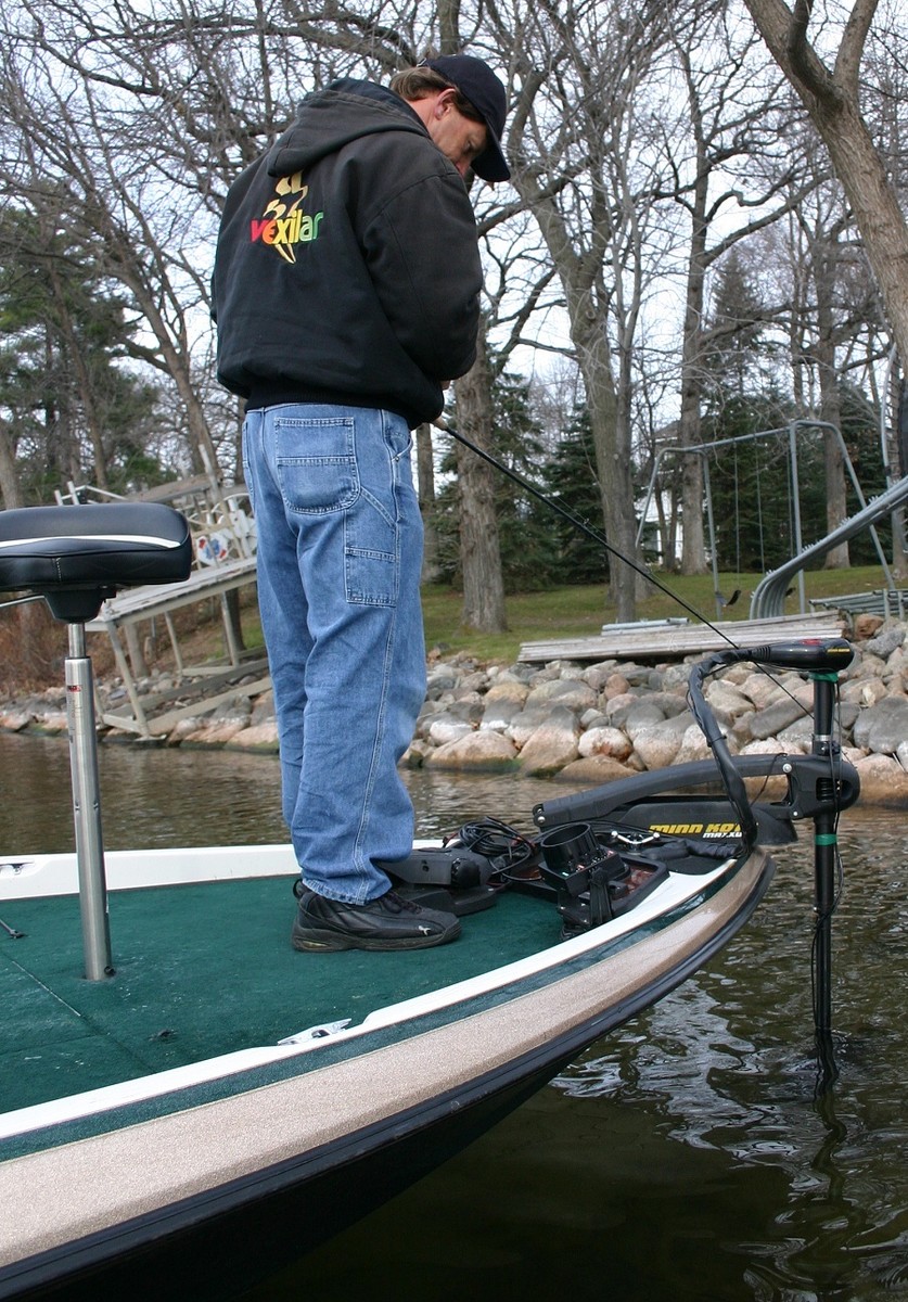 ABCs of understanding flashers, fish finders for bass fishing - Major  League Fishing