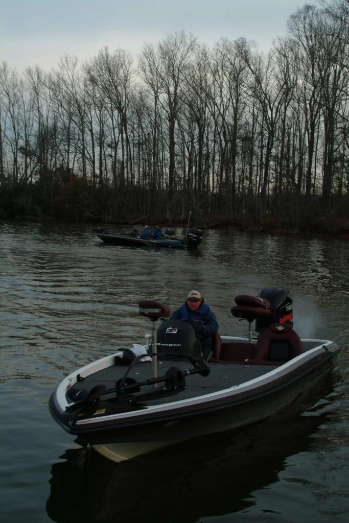 Santee Cooper survival - Major League Fishing