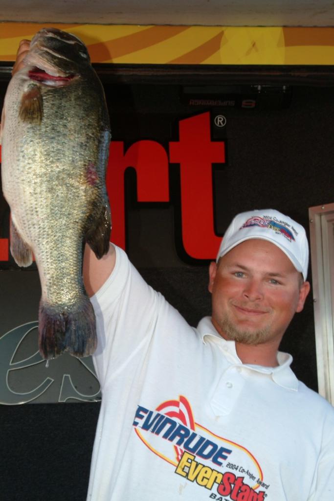 Image for Clement crowned co-angler champion on Clear Lake