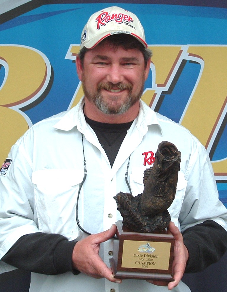 Image for Williams wins Wal-Mart Bass Fishing League event on Lay Lake