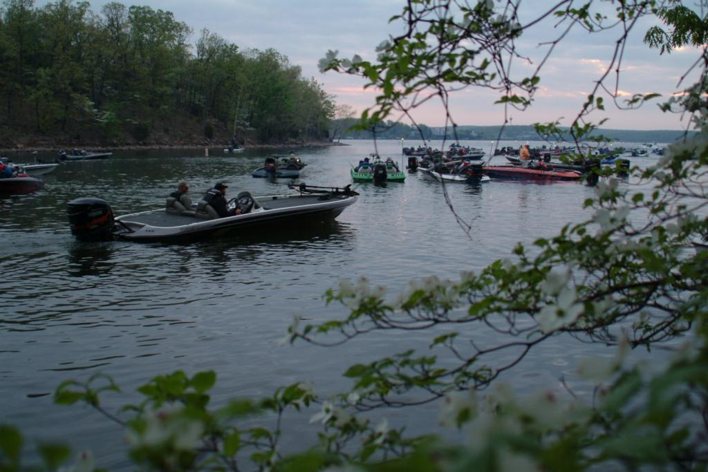 Image for Lake of the Ozarks to host Wal-Mart Bass Fishing League Ozark Division tournament