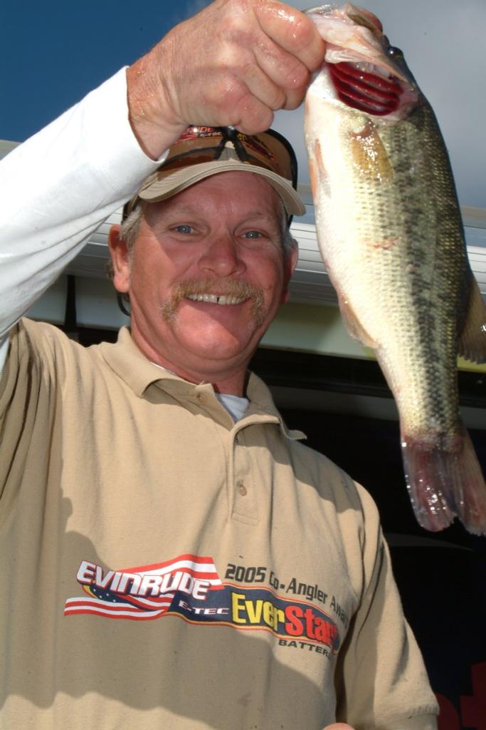 Image for Medlock rockets to co-angler win