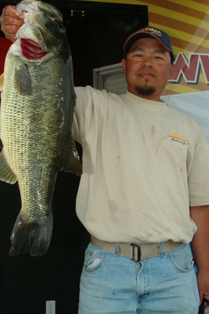 Thanh Le hits for the cycle - Major League Fishing