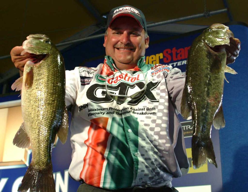 Image for Wal-Mart Tire and Lube Express to host fishing seminar prior to Wal-Mart FLW Tour event