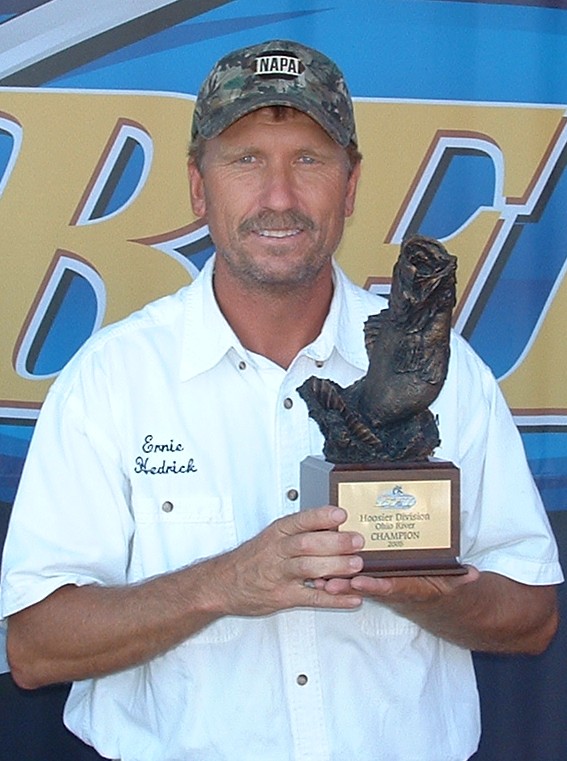 Image for Hedrick wins Wal-Mart Bass Fishing League Super Tournament on Ohio River