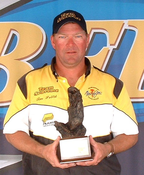 Image for Pettit wins Wal-Mart Bass Fishing League Super Tournament on Mississippi River
