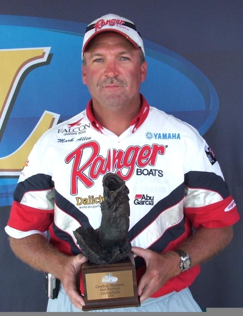 Image for Allen wins Wal-Mart Bass Fishing League Super Tournament on Red River