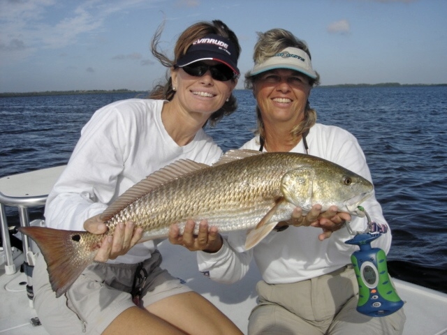 Ladies in red - Major League Fishing