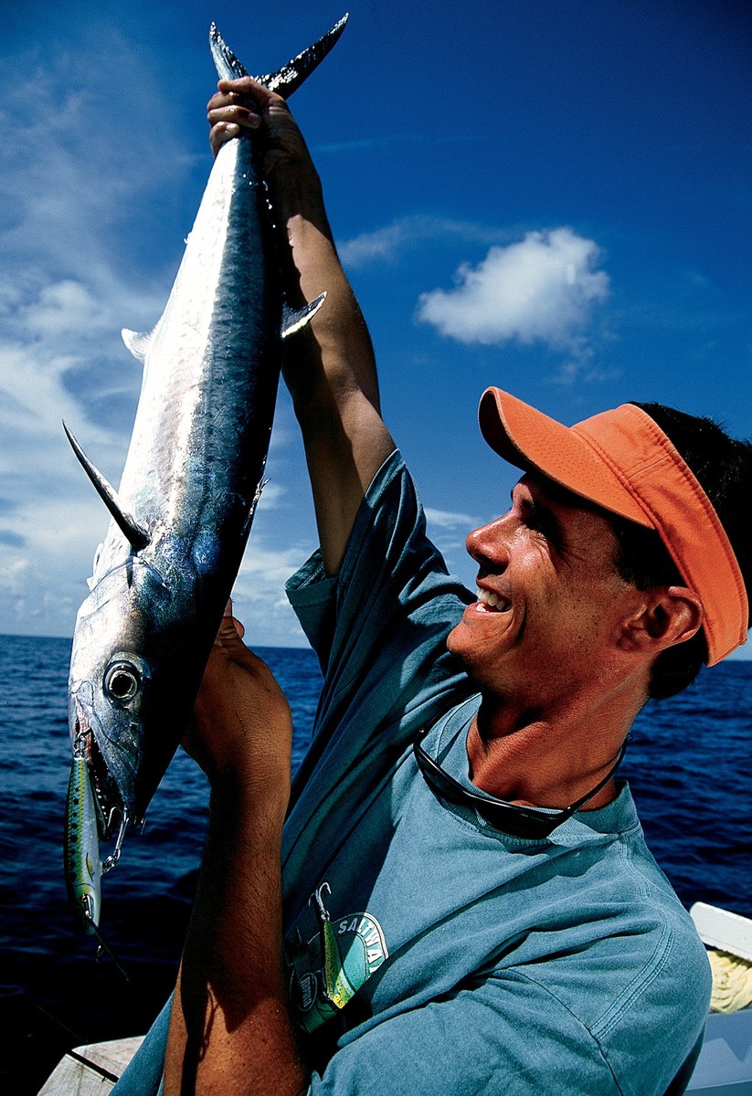 Where Do Wahoo Spend Time in the Water Column? - Hook, Line and Science