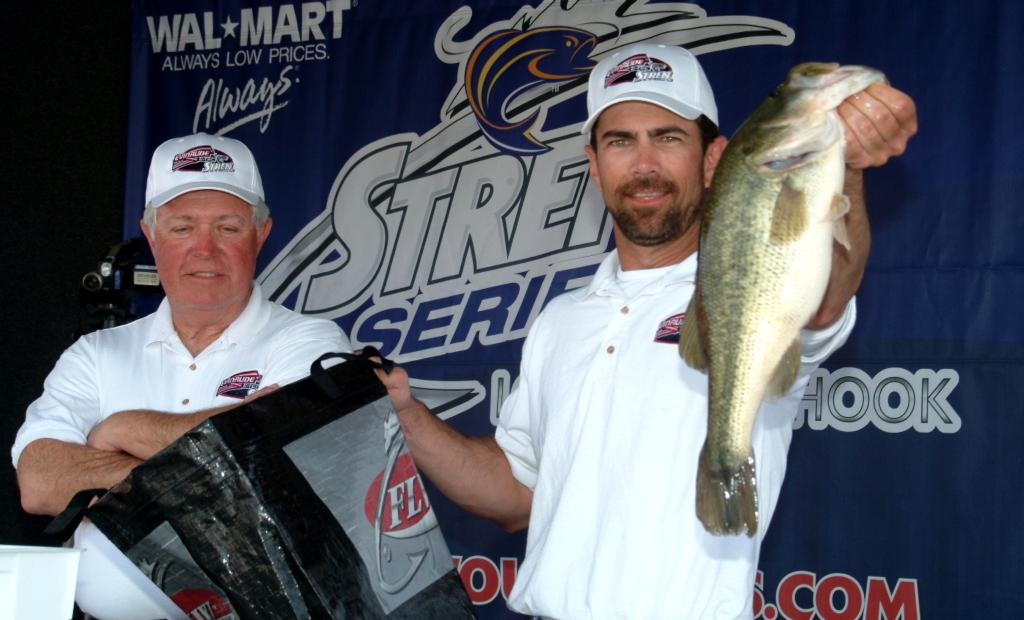 Image for One-bass Rath wins Co-Angler Division at Havasu