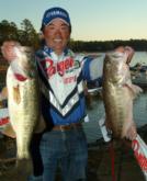 Katsutoshi Furusawa grabbed fifth place for the pros with his 21-pound, 11-ounce catch.