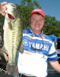 Mark Rose of Marion, Ark., earned a big-bass award this 6-pound largemouth.