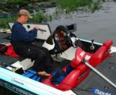 Pro Jason Knapp makes final preparations before beginning the second day of FLW Series competition on Old Hickory Lake.