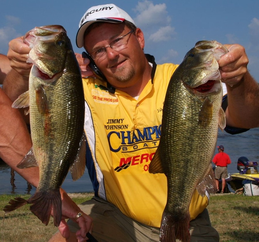 Image for Local lands lunker largemouths, leads at La Crosse
