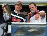 Kevin Kartesz of Jamestown, N.Y., rounded out the top five pros with a final weight of 30 pounds, 4 ounces. He caught a limit weighing 15-11 Saturday.