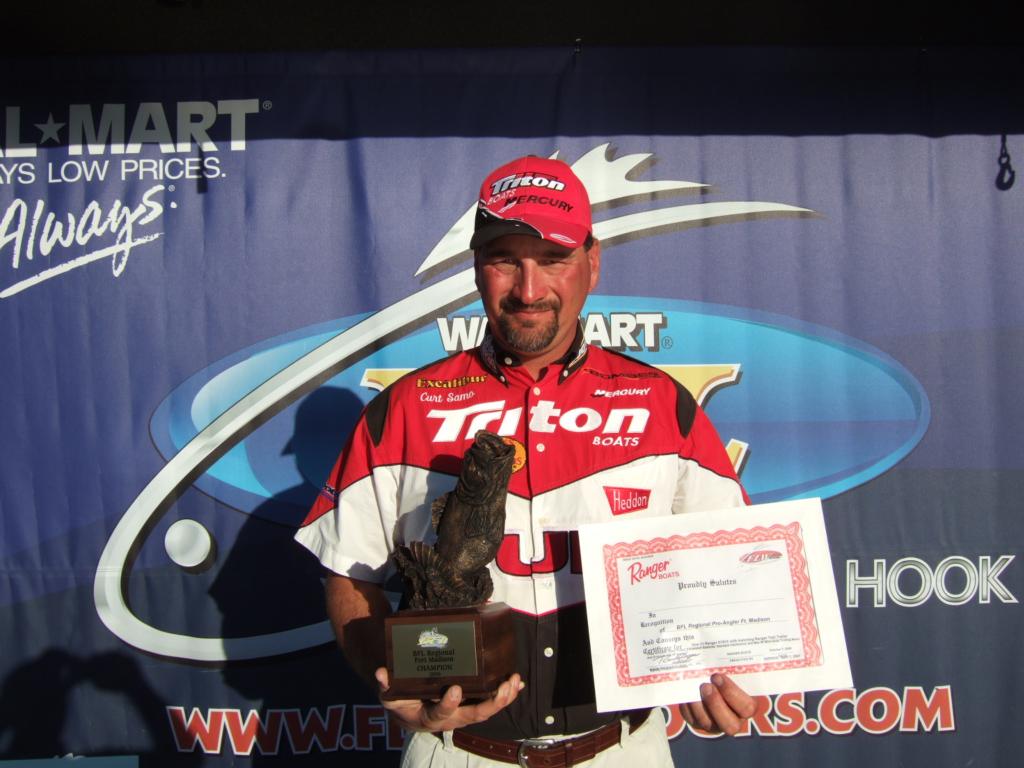 Image for Samo wins Wal-Mart Bass Fishing League Regional Championship on Mississippi River