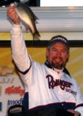 Phil Strader of Glide, Ore., rounded out the top five pro finishers with a four-day weight of 42 pounds even. He caught a limit weighing 9 pounds, 5 ounces Saturday.