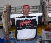 Pro Keith Combs of Temple, Texas, is in third place with 16-12.