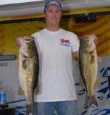 Despite a poor practice, pro Kip Carter of Oxford, Ga., is in second place with 19-1.