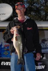 Clark Smith of Pell City, Ala., is tied for first at the Stren Series Southeastern on Lake Seminole with five bass weighing 17 pounds, 10 ounces.
