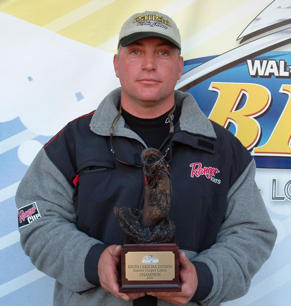 Image for Watts wins Wal-Mart BFL event on Santee Cooper lakes