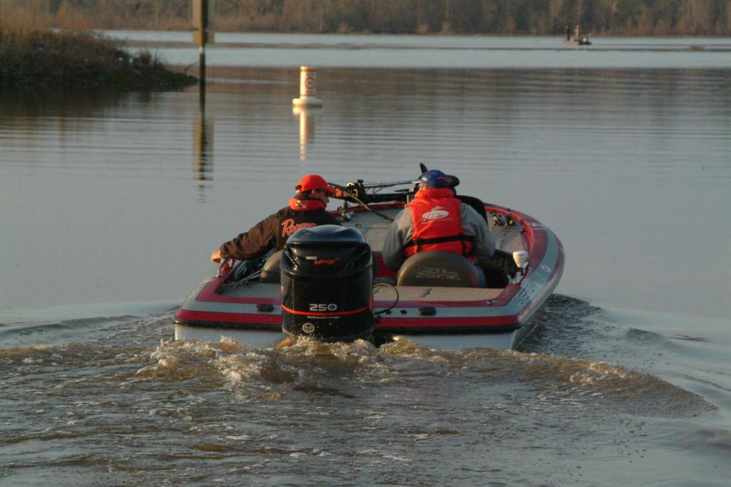 Image for Tight race on final day at Eufaula