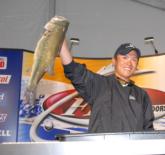 Kenta Kimura's 13-pound, 6-ounce limit he caught today was anchored by the co-angler big bass of the day weighing 6 pounds, 1 ounce, worth $500.