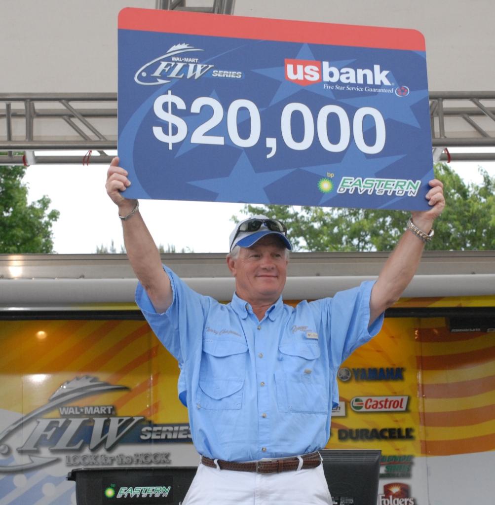 Image for Chapman takes second FLW co-angler title in 2007