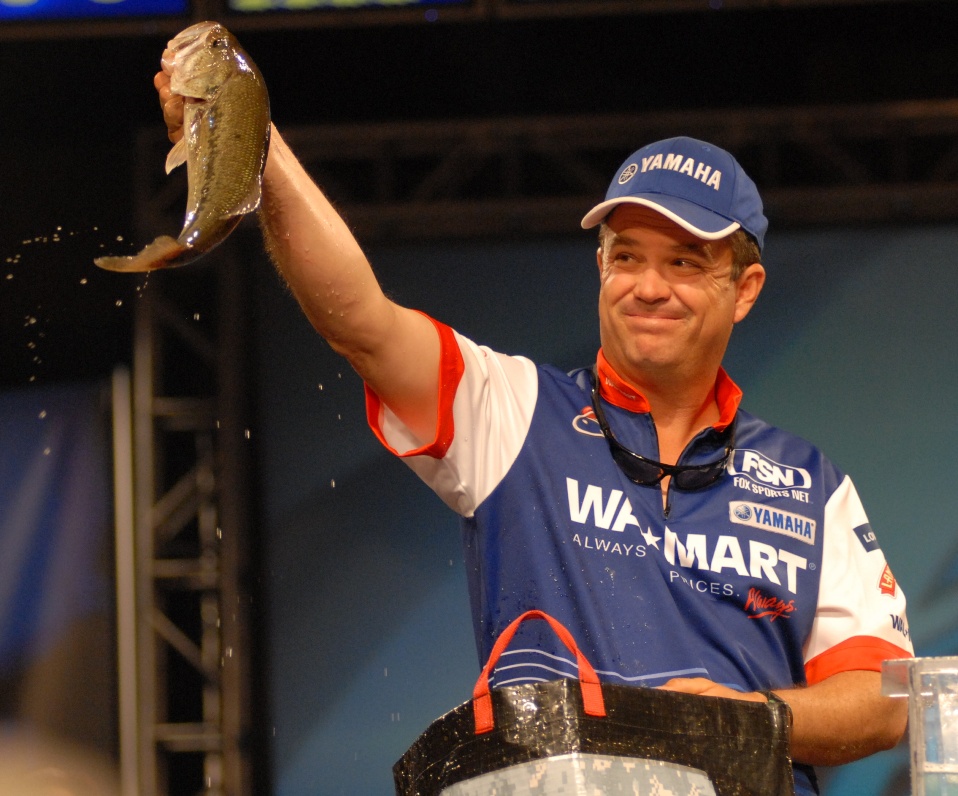 Image for Yelas homes in on first FLW Tour win