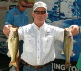 Wayne Bennett leads the Georgia state team with a day-one catch of five bass weighing 8 pounds, 14 ounces.