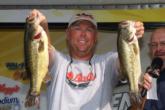 David Williams of Fredericksburg, Va., popped a limit weighing 15 pounds, 10 ounces and took an almost-2-pound lead over the rest of the Co-angler Division.