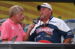 Tony Thaw of Team Evinrude talks about their 32-pound, fourth-place fish Friday.