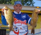 Kellogg's pro Clark Wendlandt of Leander, Texas, committed himself to a smallmouth bite today for a starting weight of 19 pounds, 11 ounces for fifth.