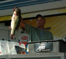 Co-angler Tony Lain caught the Snickers Big Bass on day three and finished the opening round in second place.
