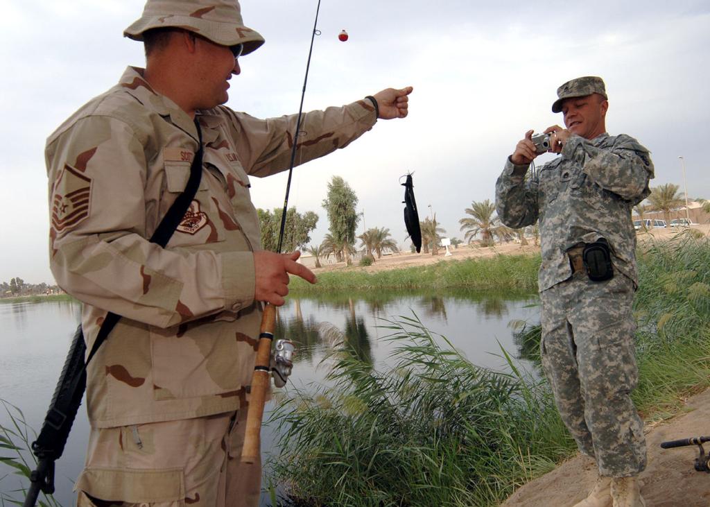Image for U.S. servicemembers catch fishing fever at Z-Lake in Iraq