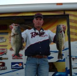 Charles Haralson of Laredo, Texas, moved up to second place in the Pro Division after two days of competition.