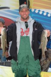 Pro Robert Lee of Angels Camp, Calif., used a three-day total of 31 pounds, 12 ounces to move up into second place. 
