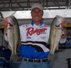 Three ounces off the lead is Bryan Thrift of Shelby, N.C., with five bass for 18 pounds even.