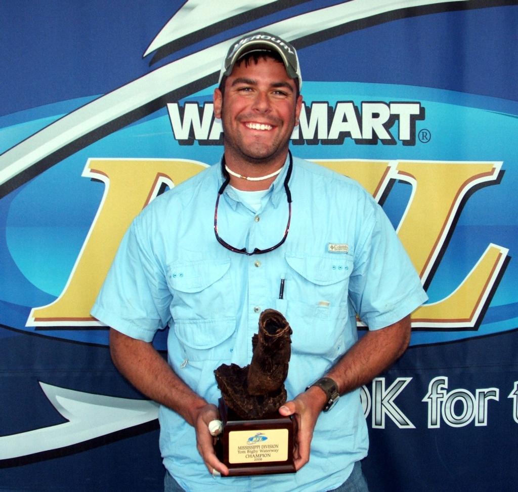 Image for Hardin wins Wal-Mart BFL event on Tombigbee