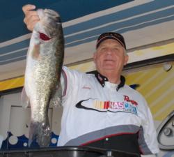 Larry Breckenridge of Dothan, Ala., maintained his co-angler lead on day two with four bass for 12-11 which gave him a two-day total of 30-13.