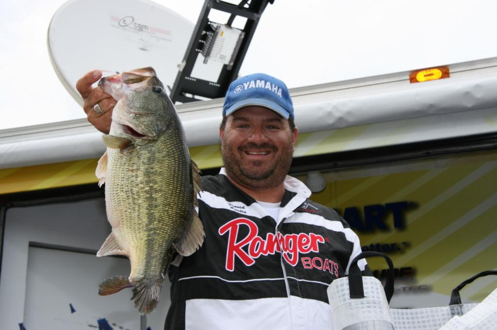 Image for Curtis leads Stren Series event on Lake Texoma