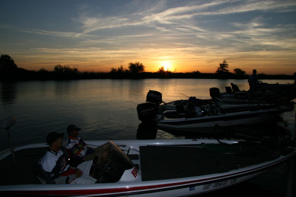 Image for FLW College Fishing regionals to feature live on-the-water coverage