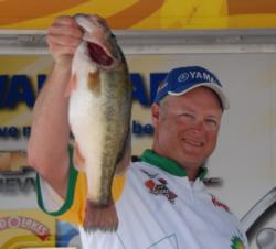 Pro Zack Bull of Lakeland, Tenn., finished third with four-day total of 70 pounds, 9 ounces for $8,026.