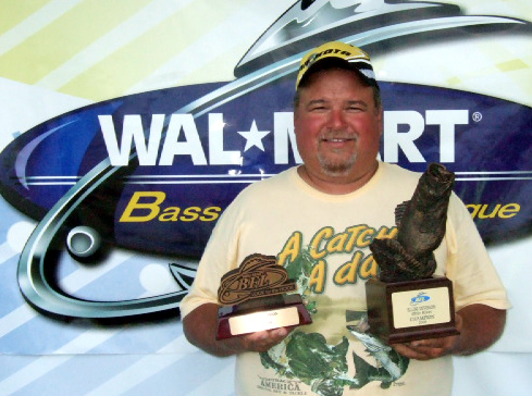 Image for Booher wins Walmart BFL event on Ohio River