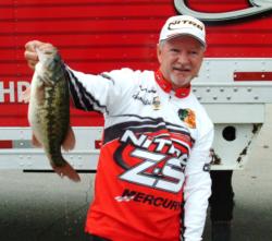 Pro Stacey King used a combination of smallmouths, largemouths and spotted bass for his 14-pound, 9-ounce limit.