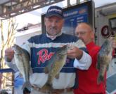 Stephen Smith of Glenwood, Ark., retained his day-one lead in the Co-angler Division of the Stren Series Championship on Table Rock. 