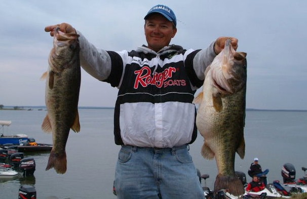 Schoonveld shoots to the top - Major League Fishing